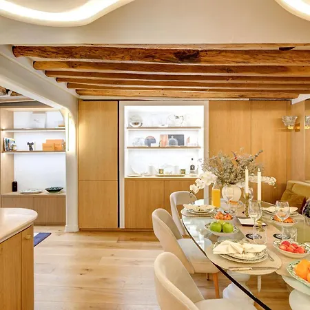 Appartamento Ultra Luxe Et Confort Au Coeur Des Champs-elysees